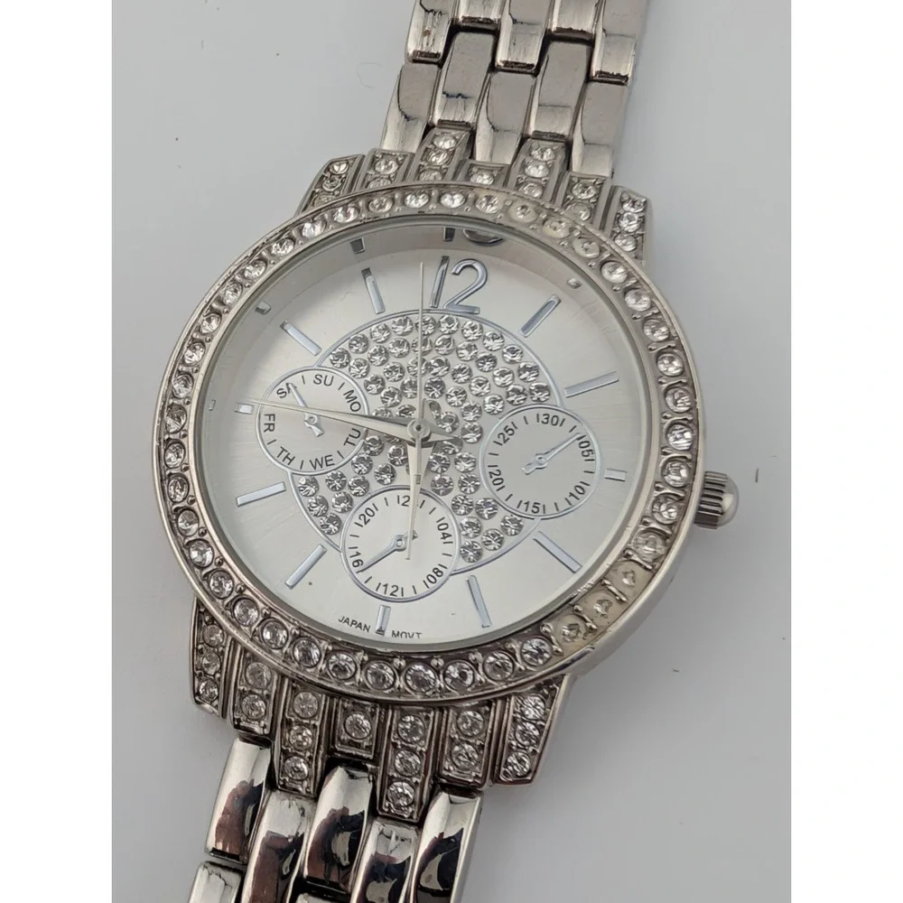 Avon Bling Pave Swarovski Crystals Watch Women 34mm Case 7.25